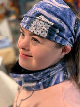 Charger l'image dans la galerie, Head band in Silk Moth print