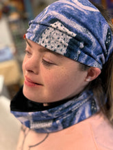 Charger l'image dans la galerie, Head band in Silk Moth print