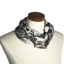 Load image into Gallery viewer, White Lemon Loop Scarf